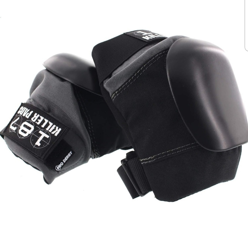 Pro derby knee pads